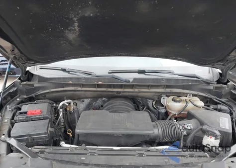 2021 Chevrolet Suburban 4Wd Premier z USA, uszkodzony, nr VIN 1GNSKFKDXMR340660